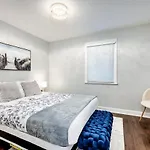 Modern 3 Bedrooms Lacordaire Suite