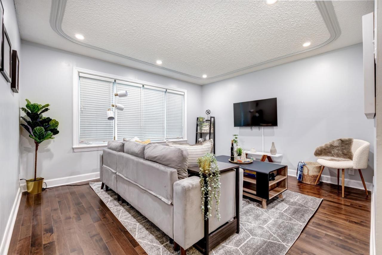 Modern 3 Bedrooms Lacordaire Appartement Montréal